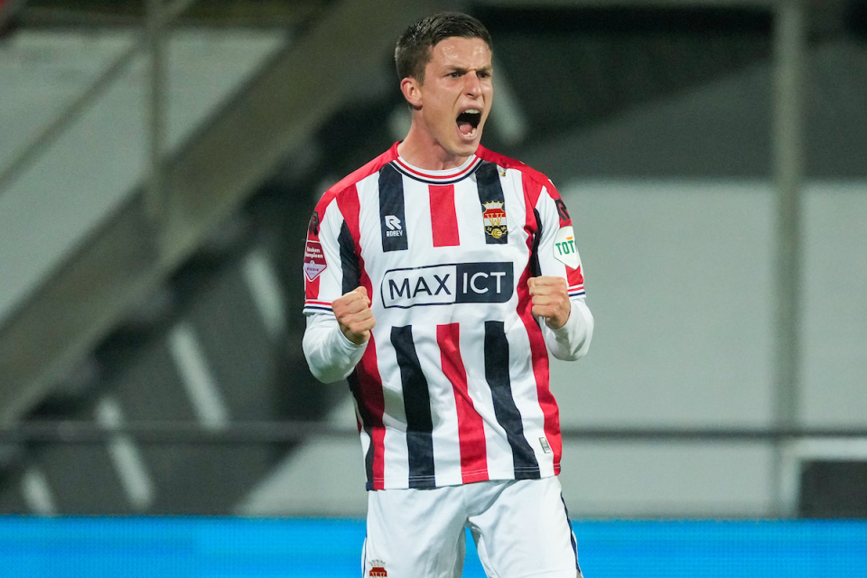 意大利凭借 意大利凭借