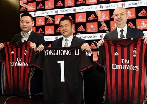 在赛季前的 在赛季前的