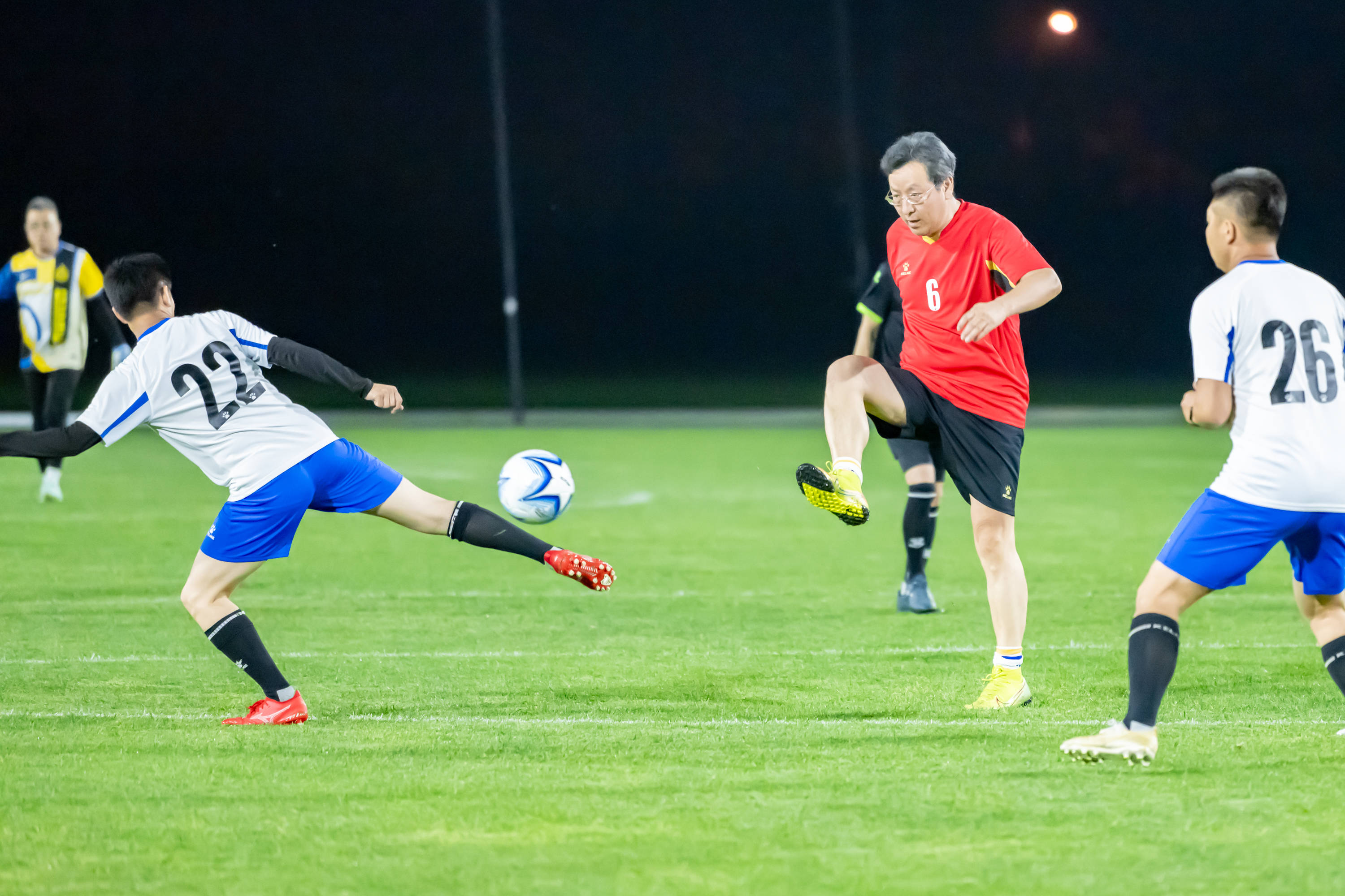 球员提供了 球员提供了