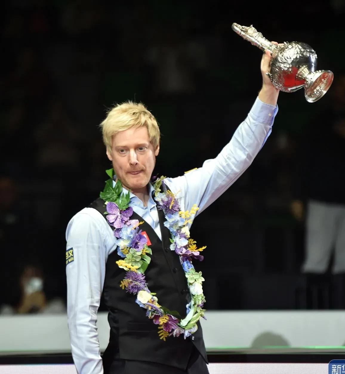 过外线牵制 过外线牵制